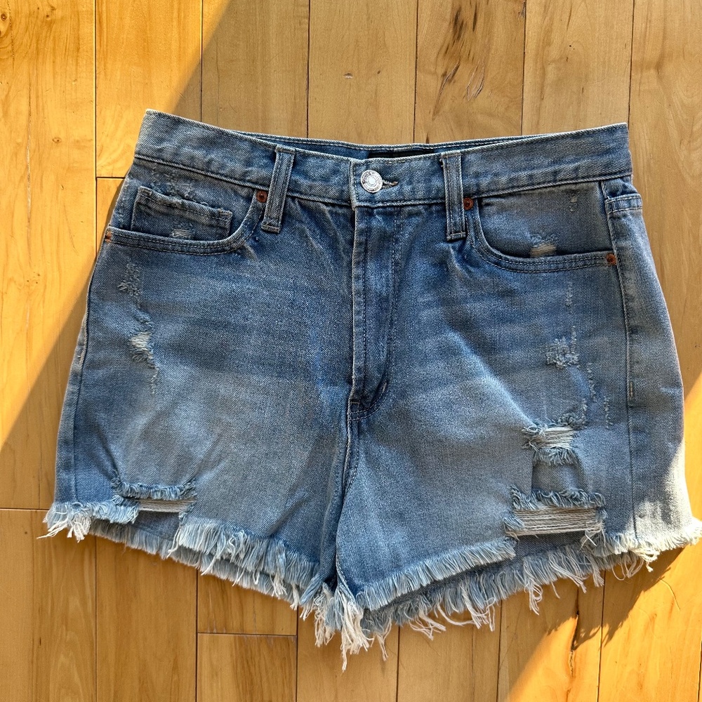 Juicy Couture High Rise‎ Distressed Shorts NWT